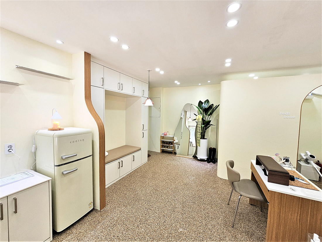 신촌 Oh nailed it!