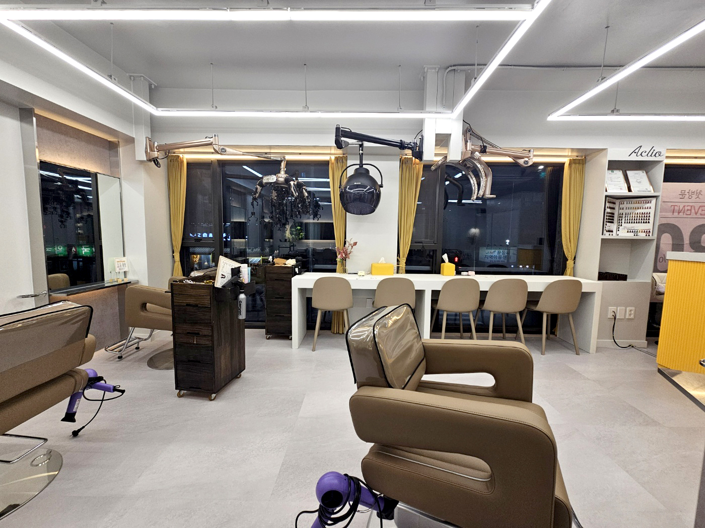 관악구 '아끌리오'헤어샵