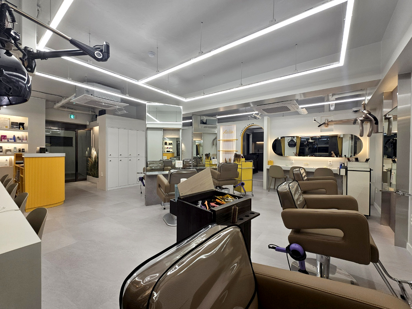 관악구 '아끌리오'헤어샵